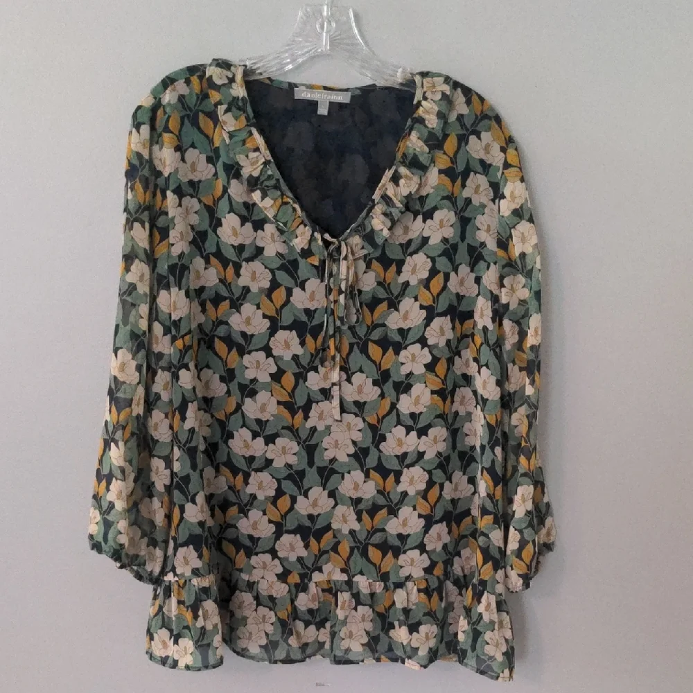 EUC✨ DANIEL RAINN navy women's XL Camila Ruffle Detail 3/4 sleeve Blouse - Picture 1 of 17
